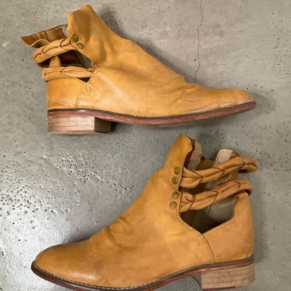 Free People Landslide Ankle Boots - Picture 4 of 12